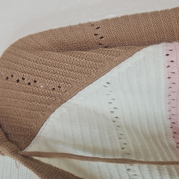 Flamingo Colorblock Knit Hoodie Sweater Women’s XL Lace-  Pink, Cream, and Tan - Picture 5 of 9